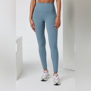 Vuori Teal  High-Waisted Leggings Size M